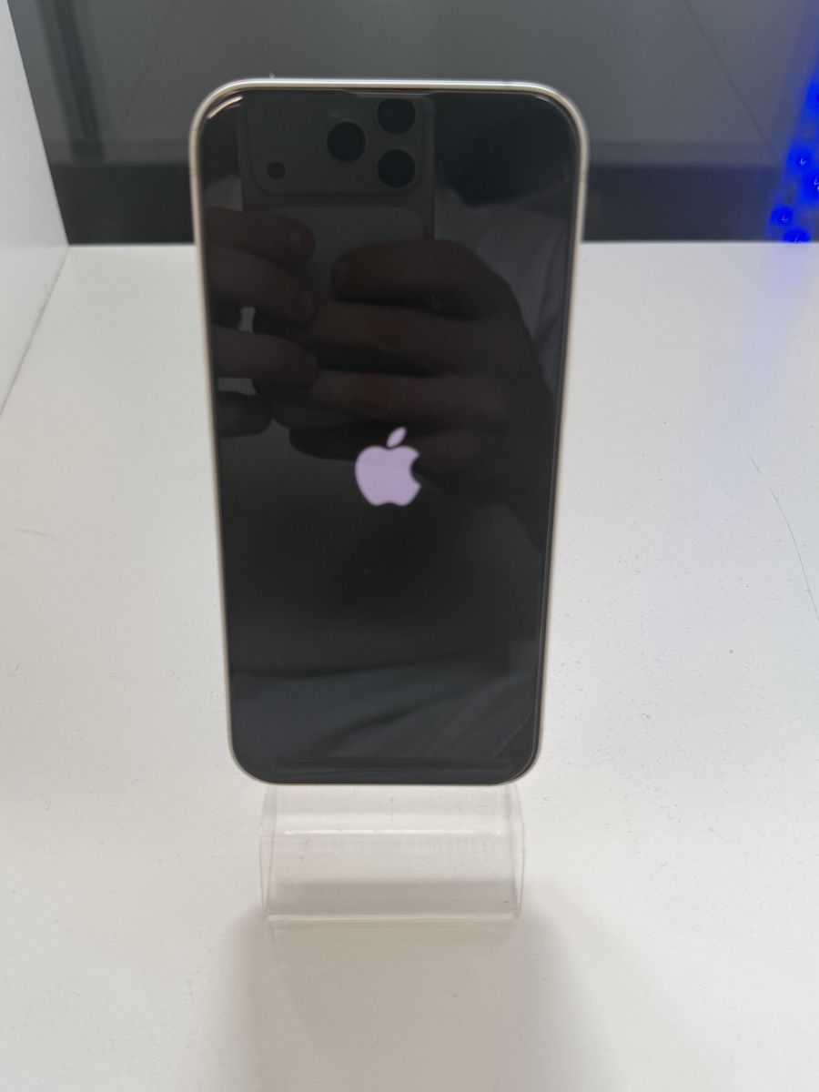 Apple Handys / Smartphones: iPhone 14 128go - batterie 100% – Gebraucht aus Yverdon-les-Bains von ame_7f2x 2