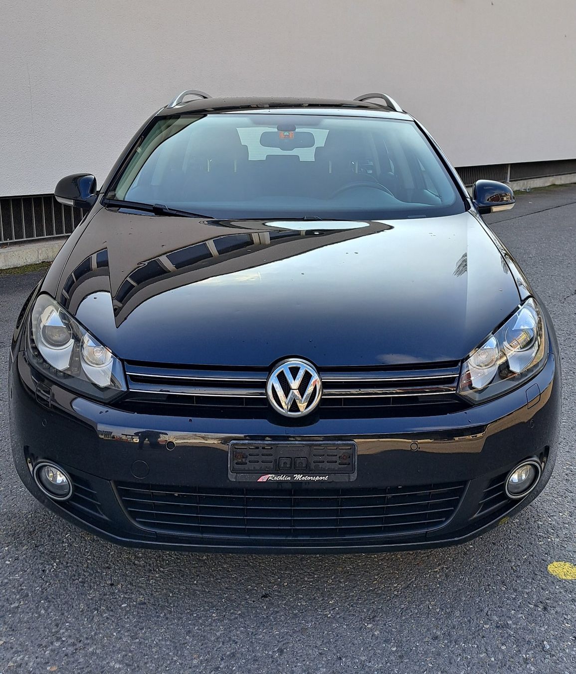 VW Autos: VW Golf VI Variant 1.4 TSI, Team, Schwarz – D'occasion à Giswil par  1