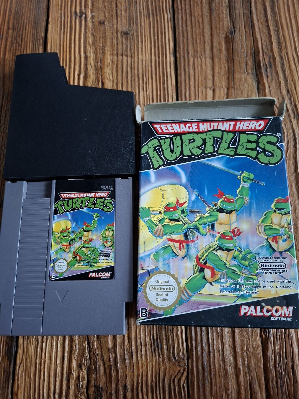 Nintendo Giochi: jeu turtle ninja nintendo nes – Usato da Chavannes-de-Bogis venduto da senator635