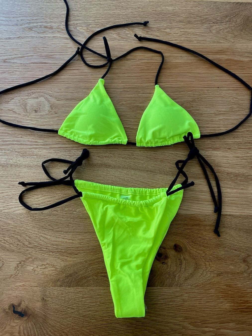 Costumi da bagno & Bikini: Bikini Fabrikneu – Nuovo e nell'imballaggio originale da Mühlethurnen venduto da Fudoshin1 4