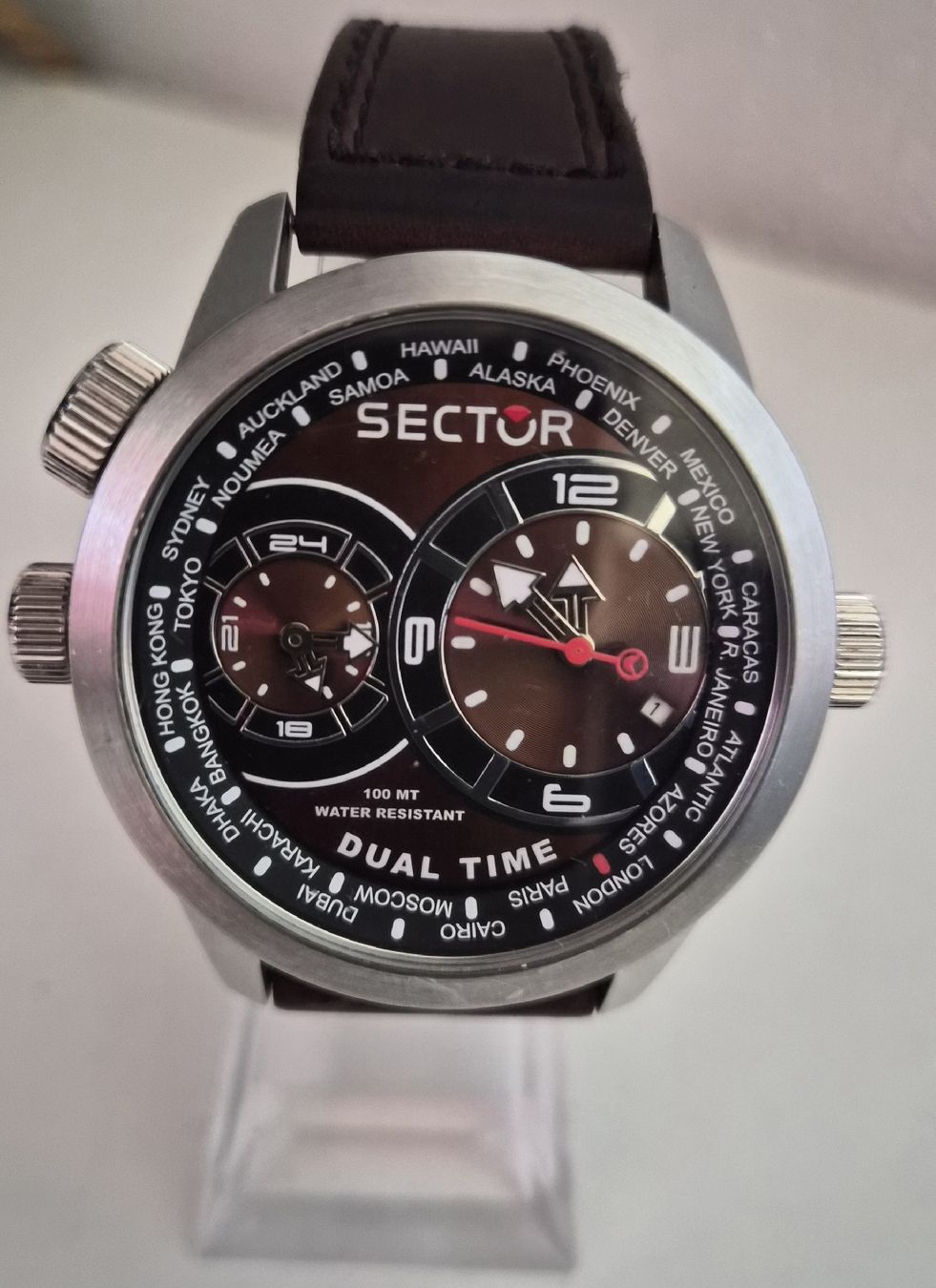 Sector Montres: sector dual time oversize – D'occasion à Font par Stef75