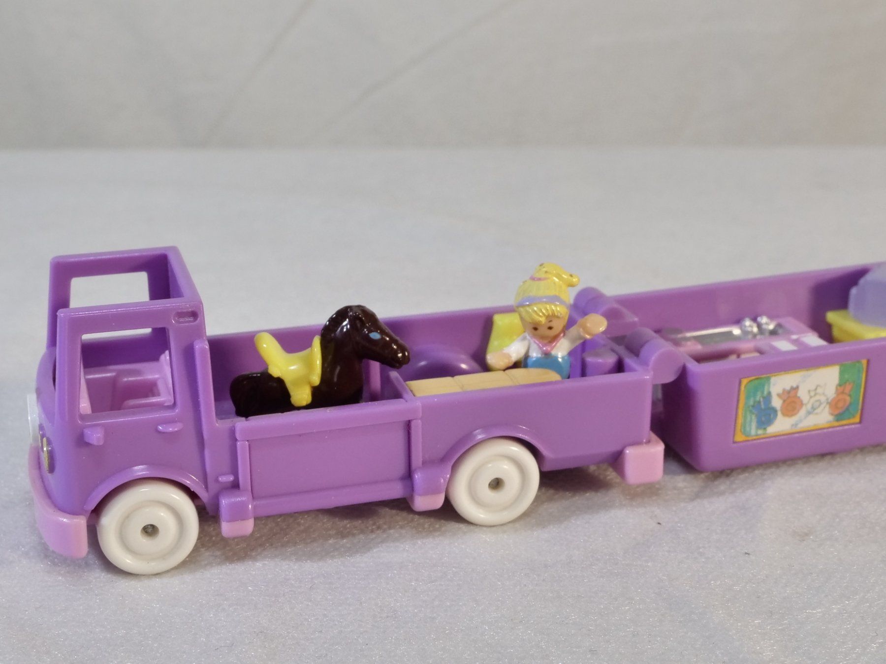 Polly Pocket Giocattoli: Polly Pocket von 1994 Pferde-Transporter – Usato da Lustmühle venduto da Glatisant 5