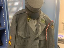 Uniforme armée suisse 1961/95 avec dague de sous-officier