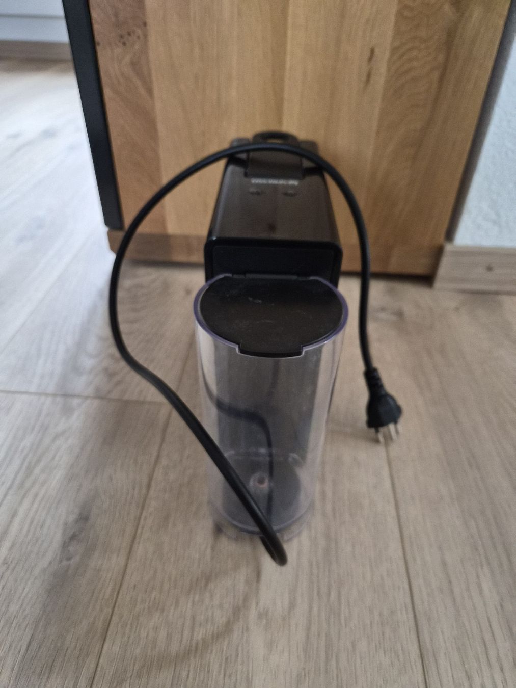Krups Macchine per caffè & Macchine per espresso: Machine à café Nespresso Krups noire  – Usato da La Joux FR venduto da car_ck96 2
