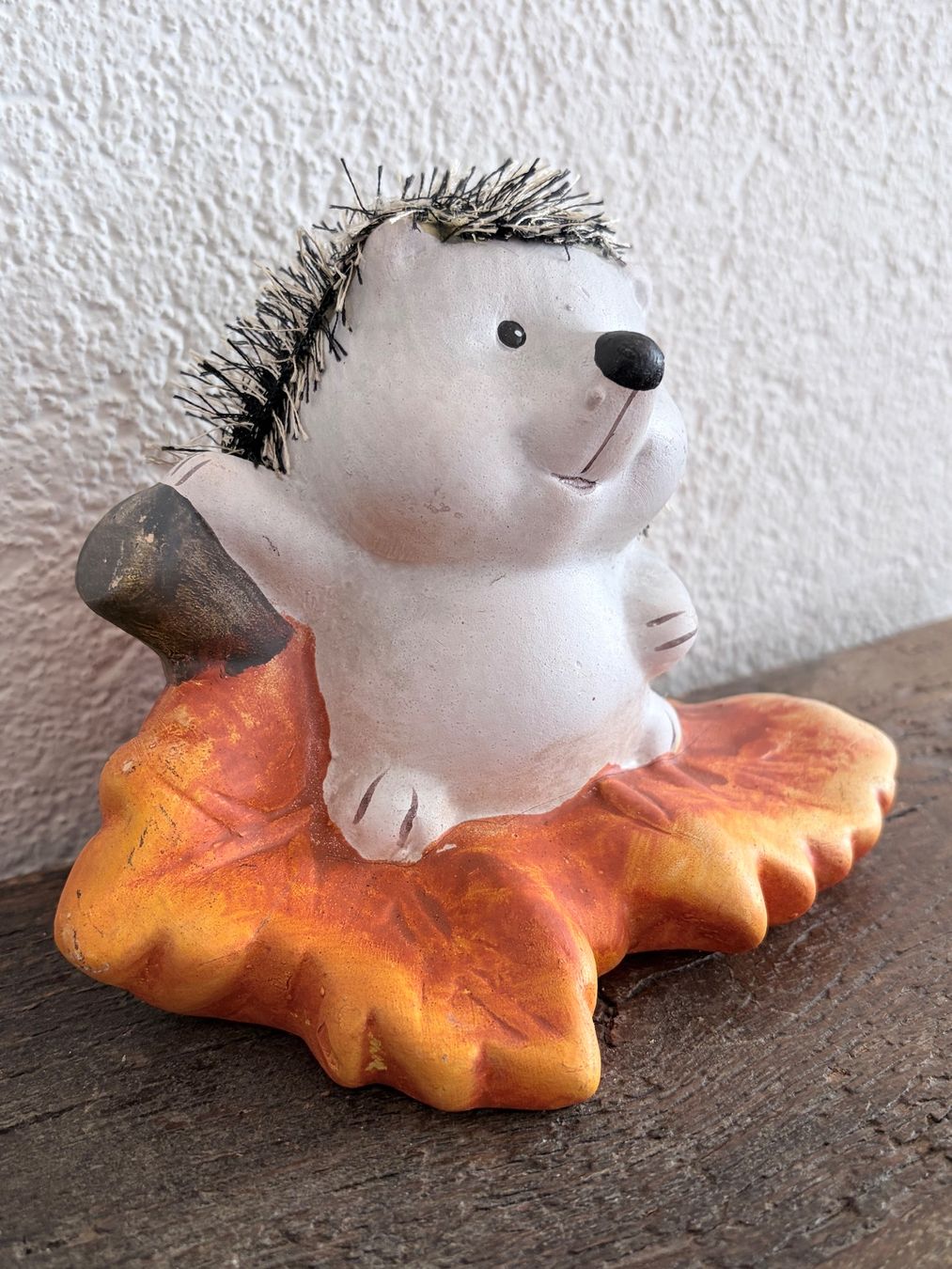 Statuette: Deko Igel auf Herbstblatt Keramik Neu – Nuovo e nell'imballaggio originale da Zäziwil venduto da Emlea 3
