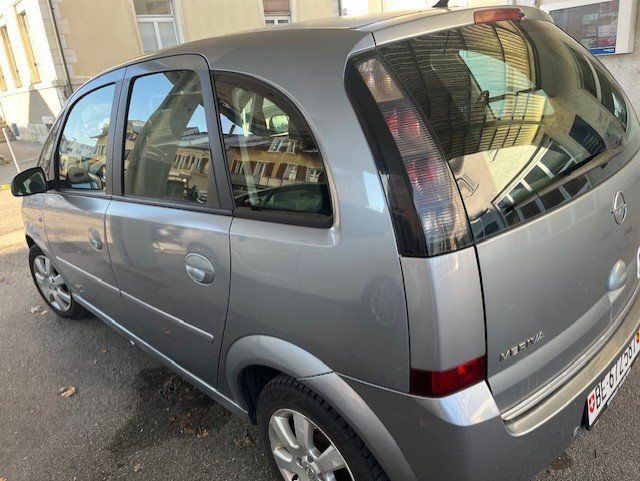 Opel Automobili: Opel Meriva – Usato da Biel/Bienne venduto da ezb_lc6y 1
