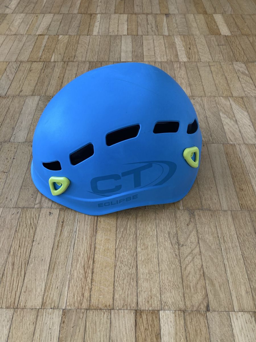 Helme: Kletterhelm Climbing Technology Eclipse Grösse 48-56 guter Z – Gebraucht aus Zürich von Sarah.ZH01 1
