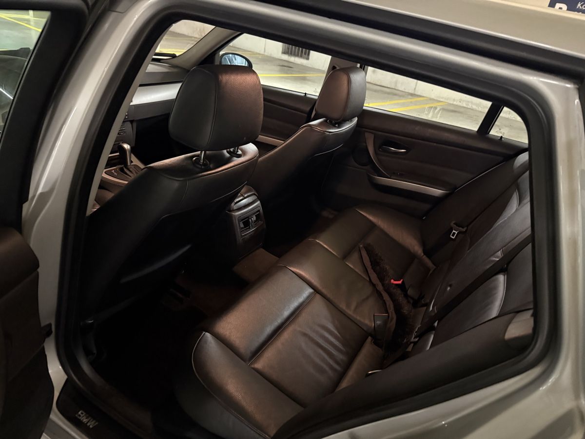 BMW Autos: Bmw 320D e91 – Défectueux à Grenchen par Leonardo29 6