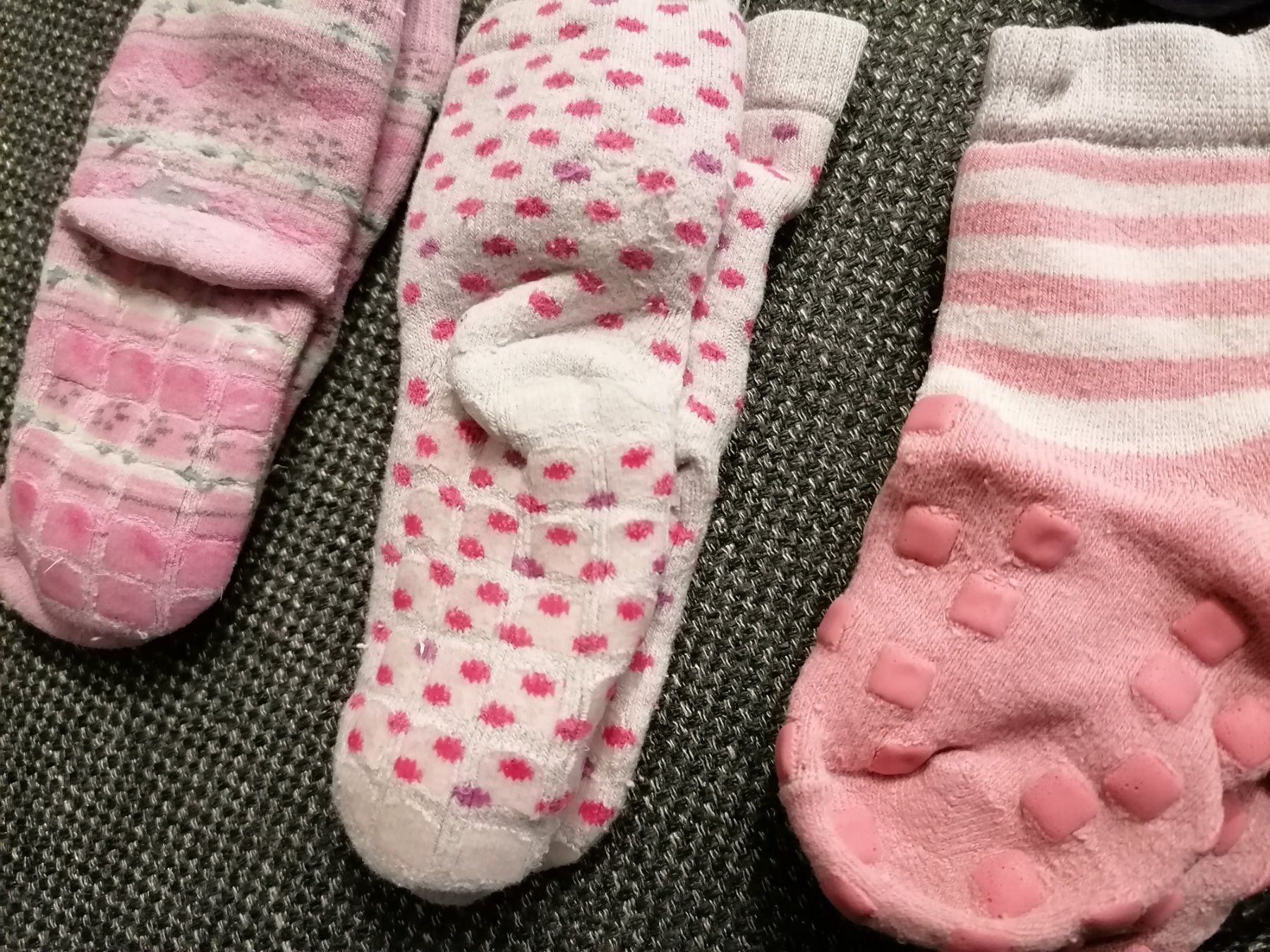 Socken für Kinder: Socken ca. Gr. 19 - 26 inkl. Stoppersocken – Gebraucht aus Büttikon AG von Amineah 2