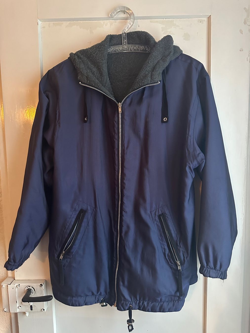 Giacche: Winterjacke mit Kapuze, super bequem! – Usato da Basel venduto da AglajaM