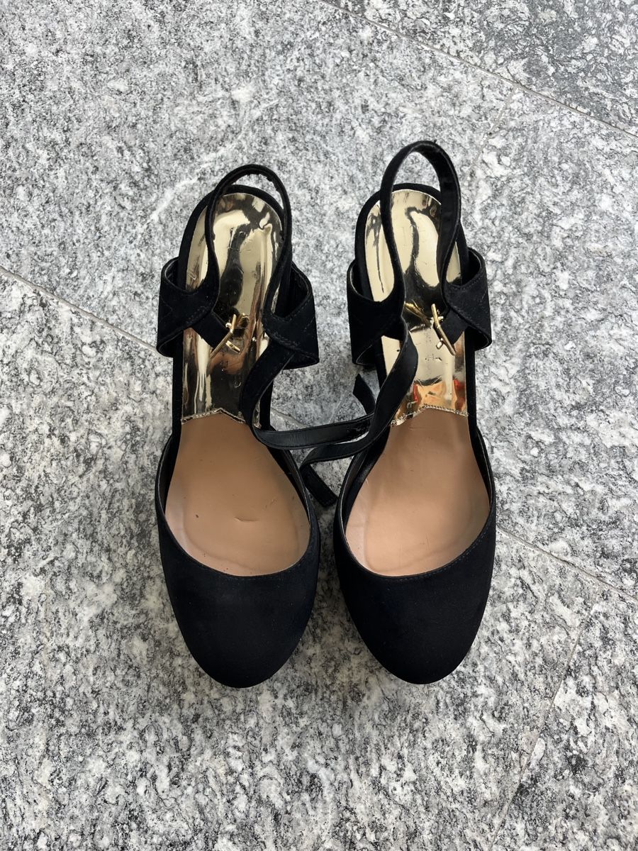 Chaussures femmes: Schwarze high heel pumps – Neuf (Voir description) à Zürich par alyaneee 1