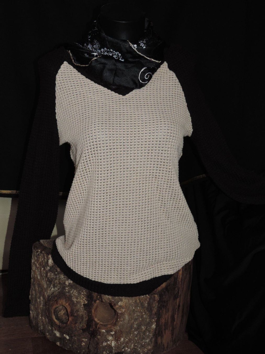 Lots de vêtements: lot 2 pulls foulard – D'occasion à Genève par Axelle333 4