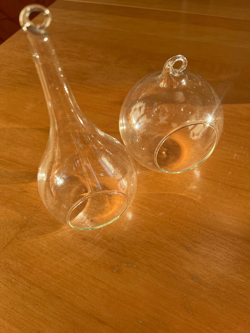 Tutte le decorazioni: 2 Glas-Hängevasen für Pflanzen oder Deko – Nuovo (secondo la descrizione) da Zollikofen venduto da Lunirabe