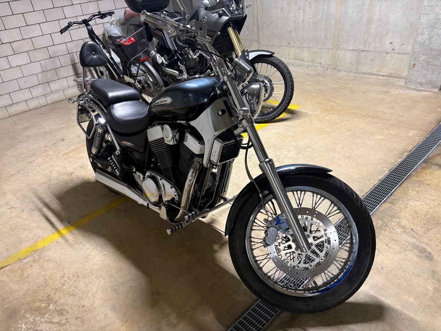 Suzuki Cruisers: Suzuki VS 1400 Intruder | MFK 08.2024 | Viele Eintragungen – D'occasion à Bassersdorf par Zeni_Swiss 7