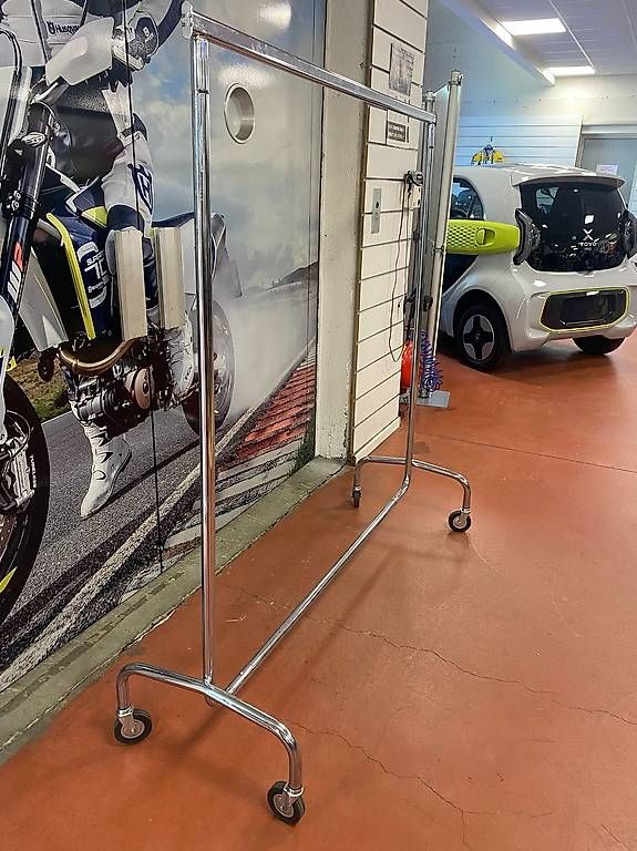 Kleiderbügel: STENDER RELLA APPENDIABITI ESTENDIBILE – Gebraucht aus Manno von MOTOMIXMANNO 2