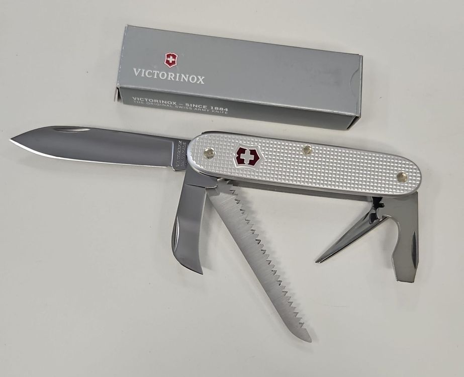VICTORINOX SWISS ARMY 7 SACKMESSER (Neu und originalverpackt) in Zürich ...