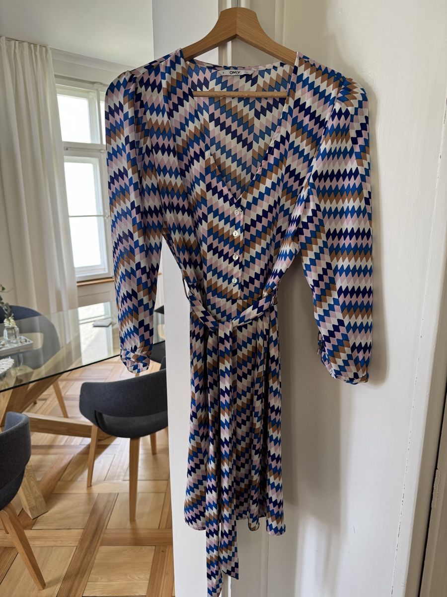 Only Vestiti: Tolles Kleid von Only, Gr.S – Usato da Bern venduto da AussieVS