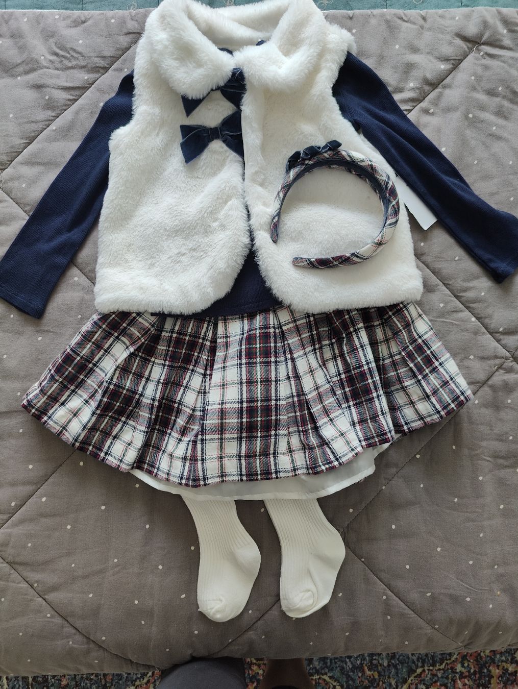 Lotti & Set di vestiti: WINTERSET 4TLG. GR. 3J.  – Nuovo (secondo la descrizione) da Zürich venduto da sof_f2ts