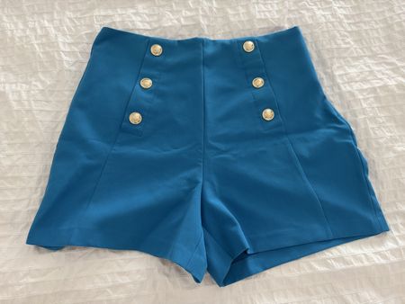 Zara Shorts gr. XL