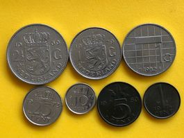 Münzen: Holländische Gulden vor 1983 (7 Stück)