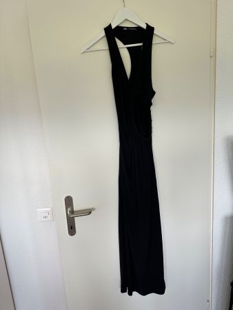 NEU Zara Abendkleid mit Cut-Out Maxikleid Grösse S Black
