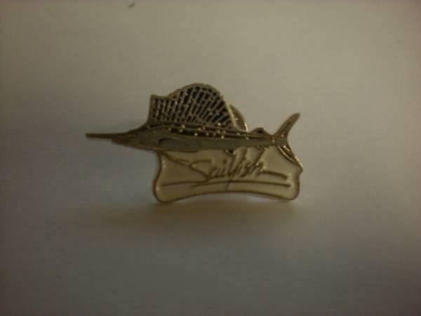 Placchette & Badge: Pin's Sailfish Collector – Nuovo (secondo la descrizione) da Fribourg venduto da versus702