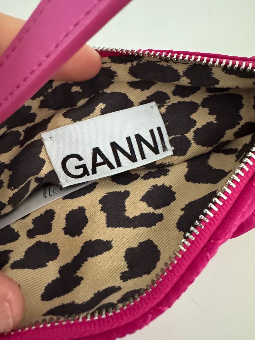 Ganni Borse: GANNI Butterfly Pouch Pink wNEU – Nuovo (secondo la descrizione) da Zuerich venduto da Moochie 3