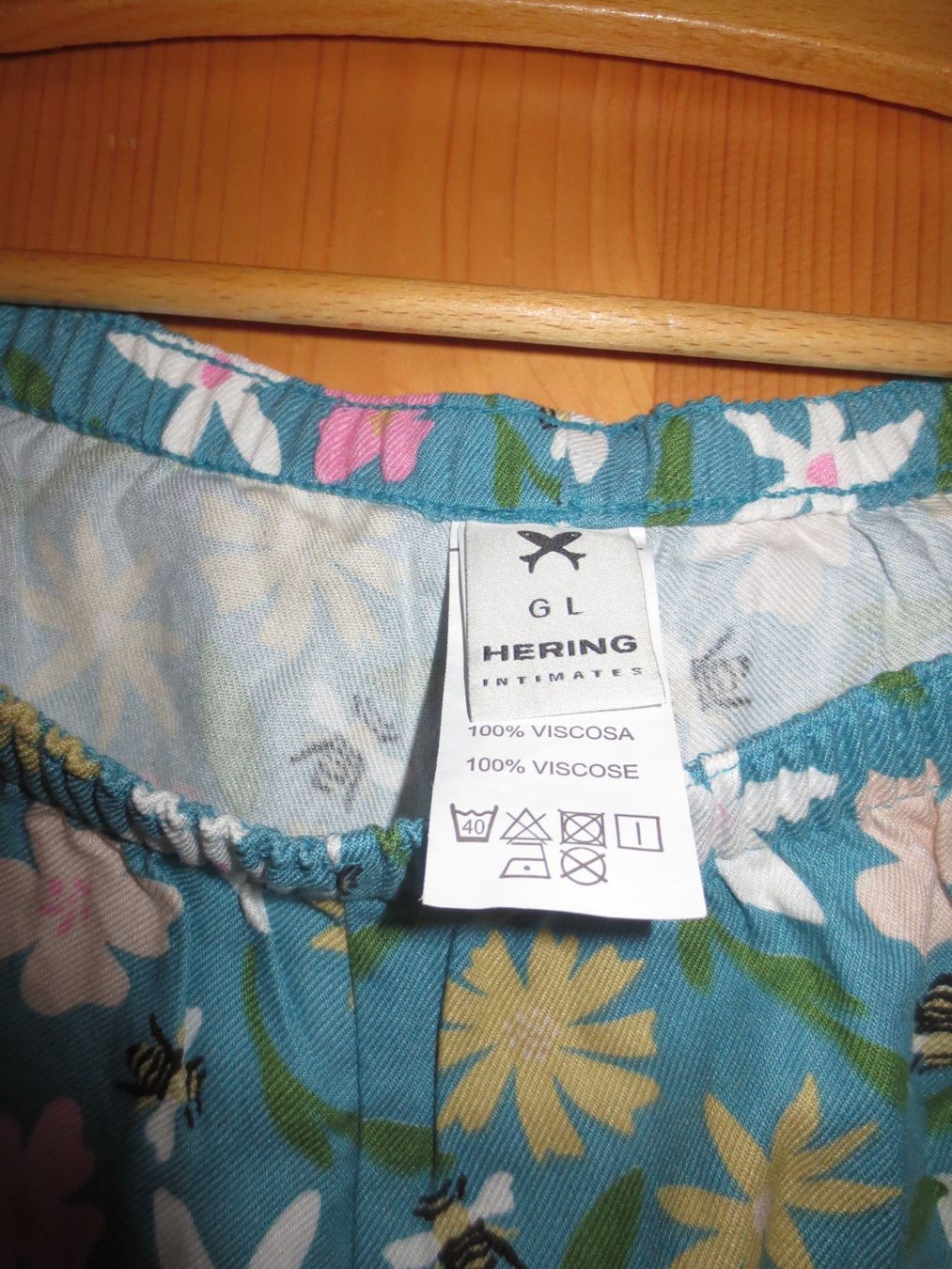 Negligees & Pigiami: NEU: Herziges Pyjama kurz "Hering" Gr. L verspieltes Design – Nuovo e nell'imballaggio originale da Männedorf venduto da Livingston 2