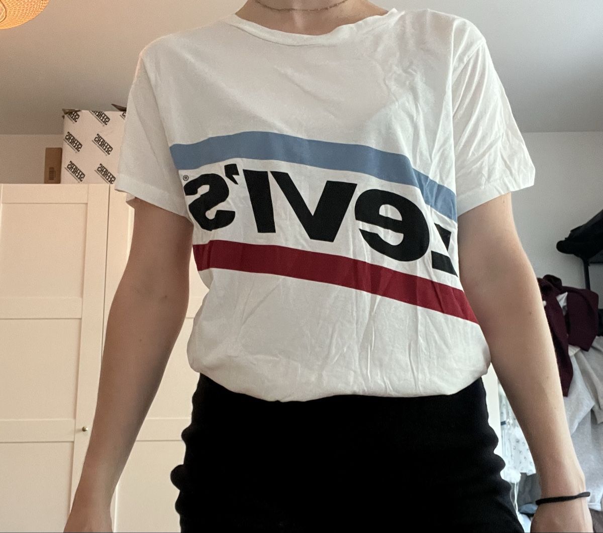 Levi's T-shirt: levi's t-shirt – Nuovo (secondo la descrizione) da Bern venduto da lea_wf9x