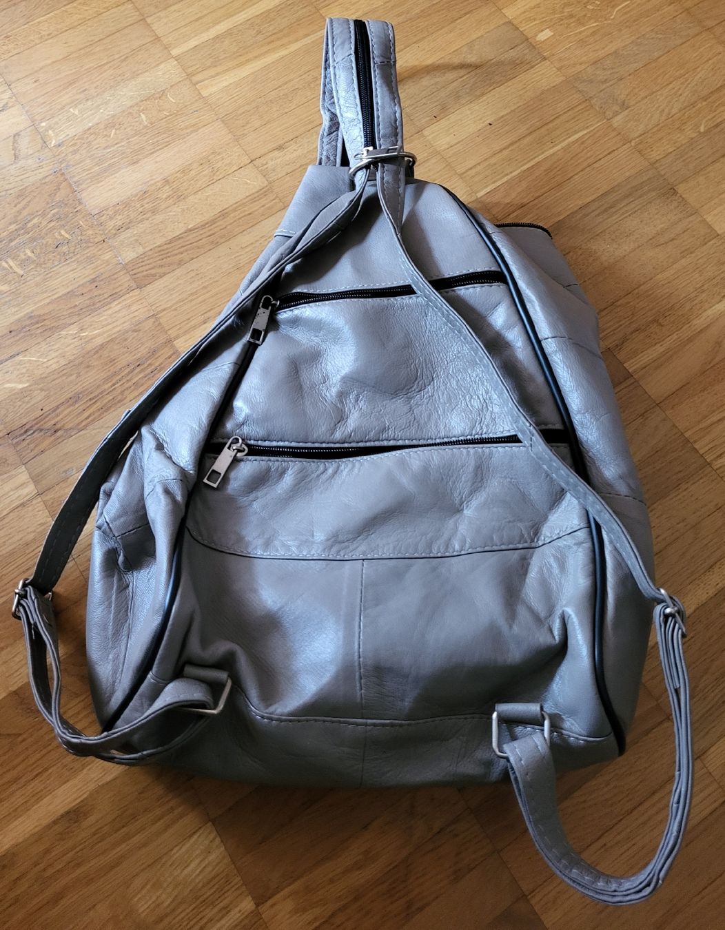Zaini: Rucksack Grau Damen – Usato da Winterthur venduto da Baer49 2