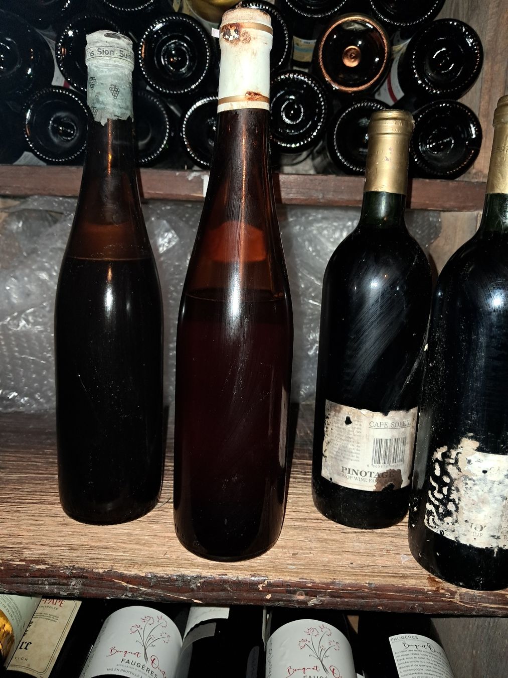 Vino: Lot de 6 divers vins – Nuovo e nell'imballaggio originale da Le locle venduto da juliensaran 4