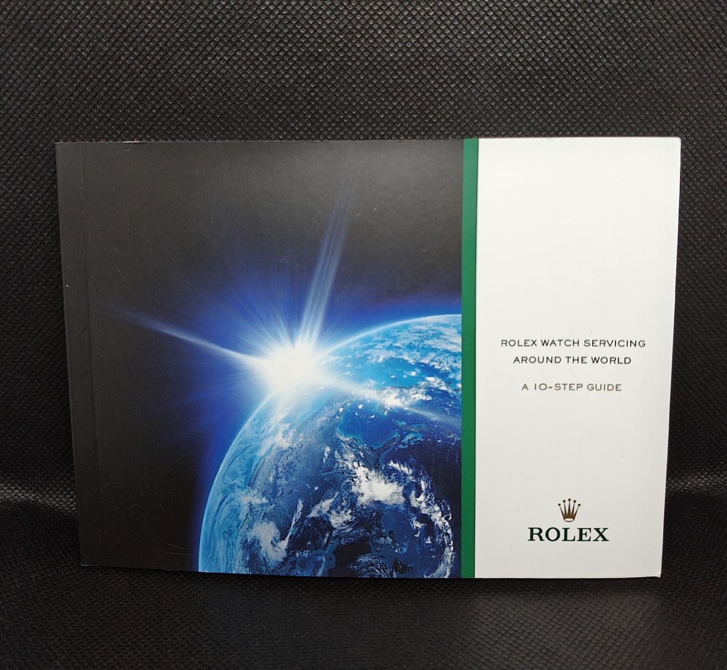 Libri: ROLEX Booklet Rolex Watch Servicing Around the World – Usato da Wangen an der Aare venduto da RetroKontor