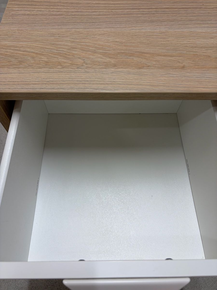 Ikea Comodini: Ikea Askvoll Nachttisch / Kommode – Usato da Uster venduto da TheSaleInator 4