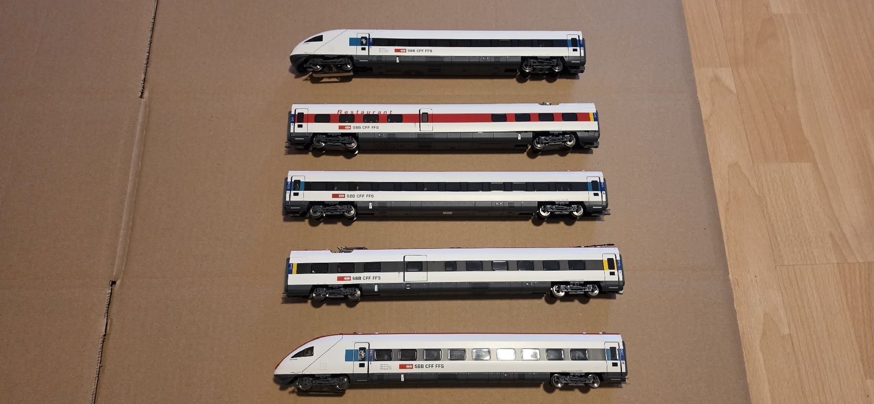 Roco Modelleisenbahnen: Roco ICN SBB Rabde 500 – Gebraucht aus Bettlach von United83 1