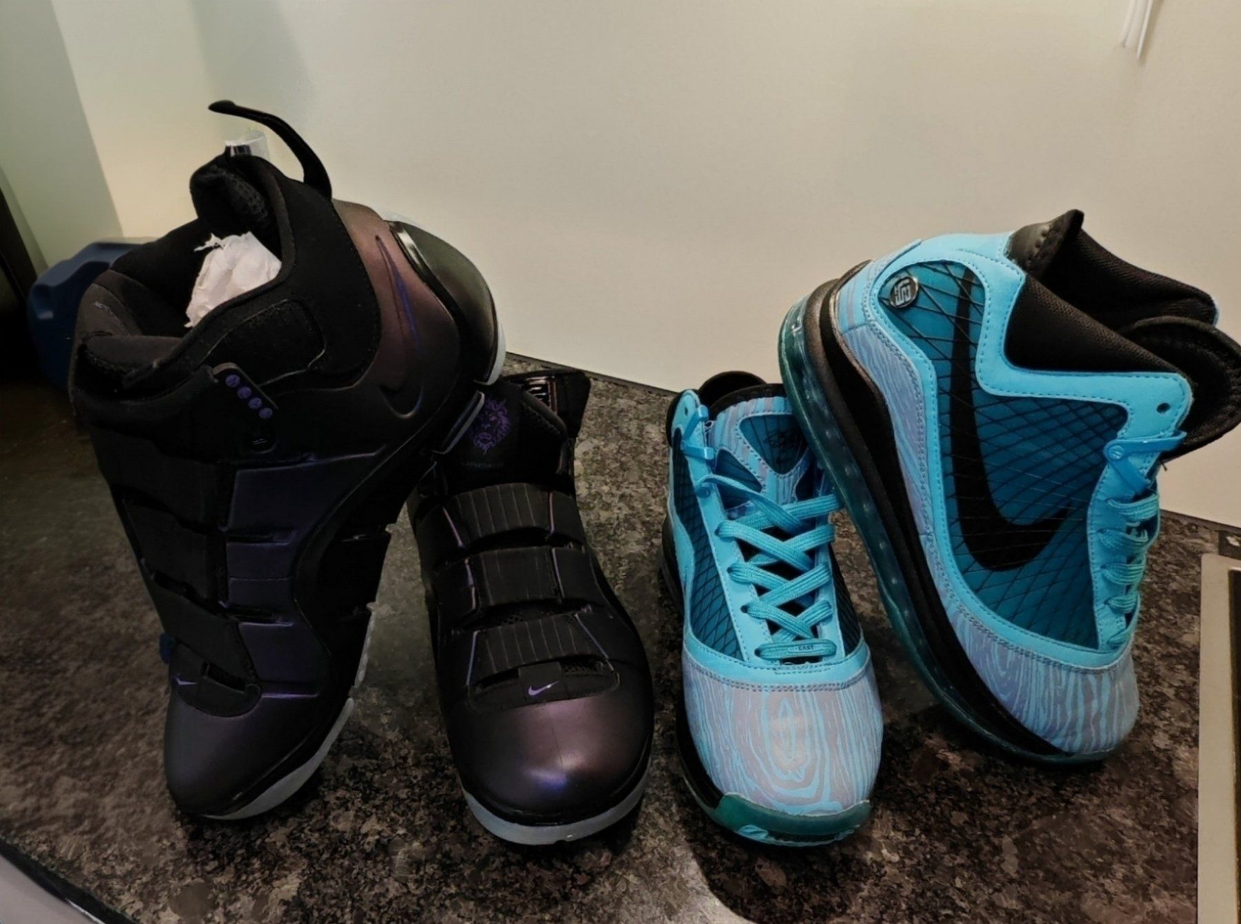 Nike Chaussures hommes: Nike LeBron 4 und LeBron 7 – D'occasion à Cham par jes_vy9d 2