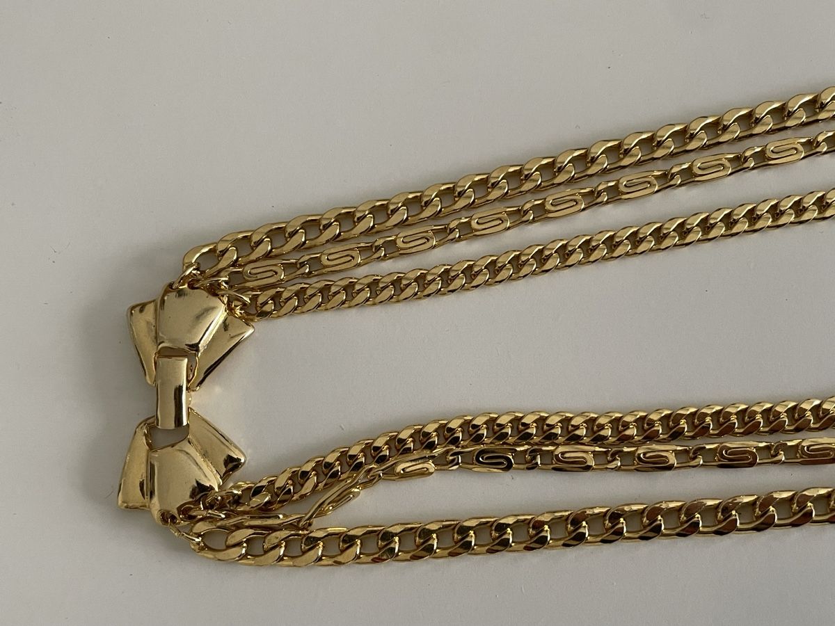Catenine: Collier multi-chaînes plaquer or avec fermoir nœud 45 cm – Usato da Worben venduto da benit.drn 4