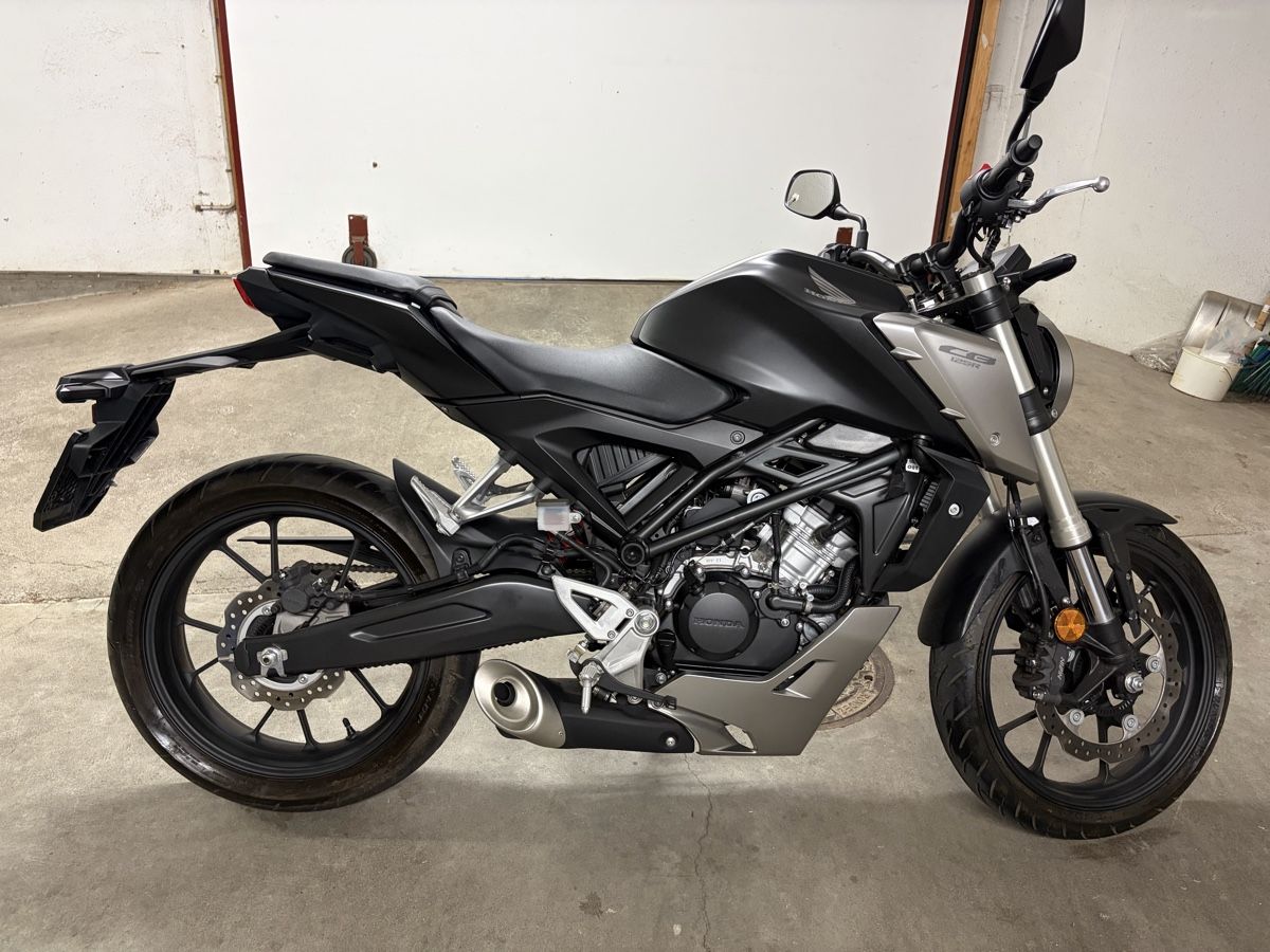Honda Route: Honda CB125R Kilometerstand 3670 km – D'occasion à Basel par eli_n5yh 1