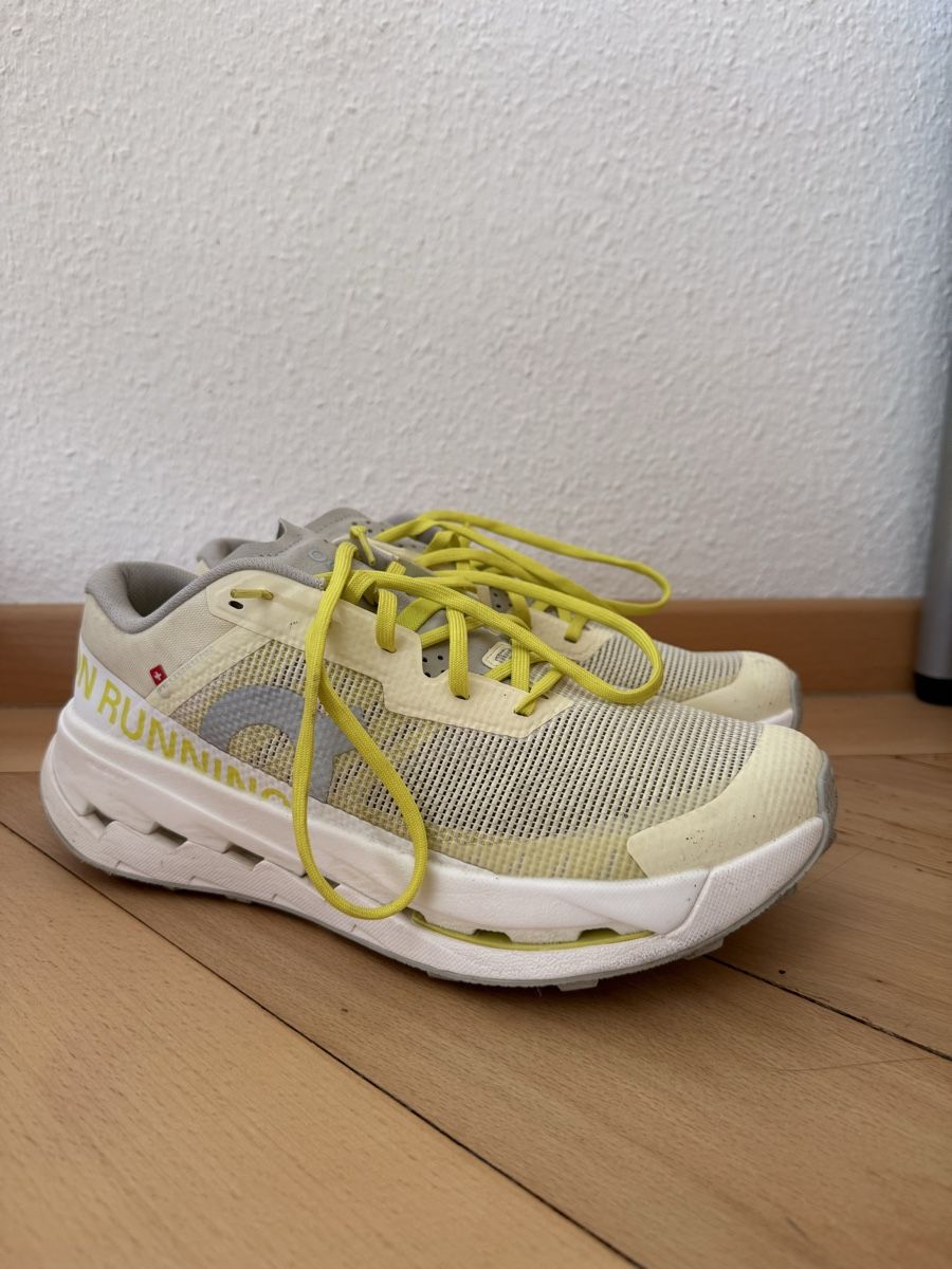On Chaussures hommes: On Trailschuh (43.0) – D'occasion à Bern par Laufsport3000
