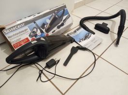 Aspirateur à main pour voiture