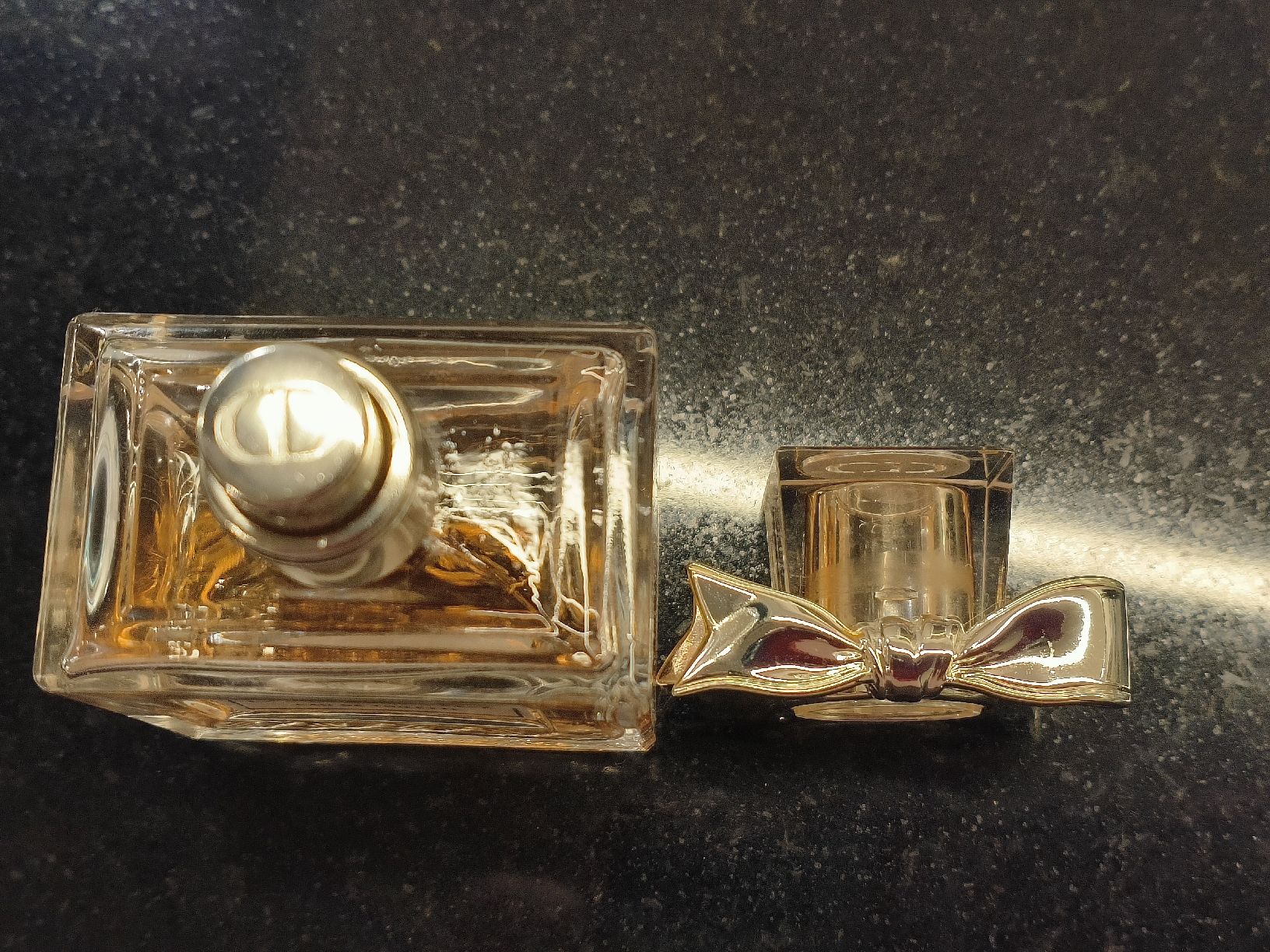 Dior Profumi & Eau de Toilette: Miss Dior EDT 50 ml – Usato da Carouge GE venduto da pro_8k9d 4