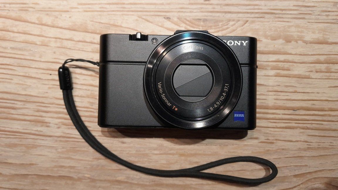 Sony Fotocamera: Sony DSC-RX100-II – Usato da Böckten venduto da Glevum