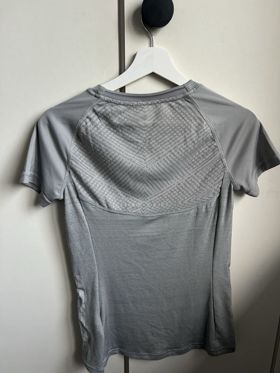 Adidas T-shirt: Adidas Running Shirt Grösse S  – Usato da Gondiswil venduto da shaenu 1