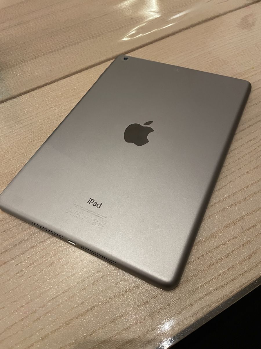 Apple Tablet PC: iPad Air 16GB – Gebraucht aus Muri AG von melii_boom 1
