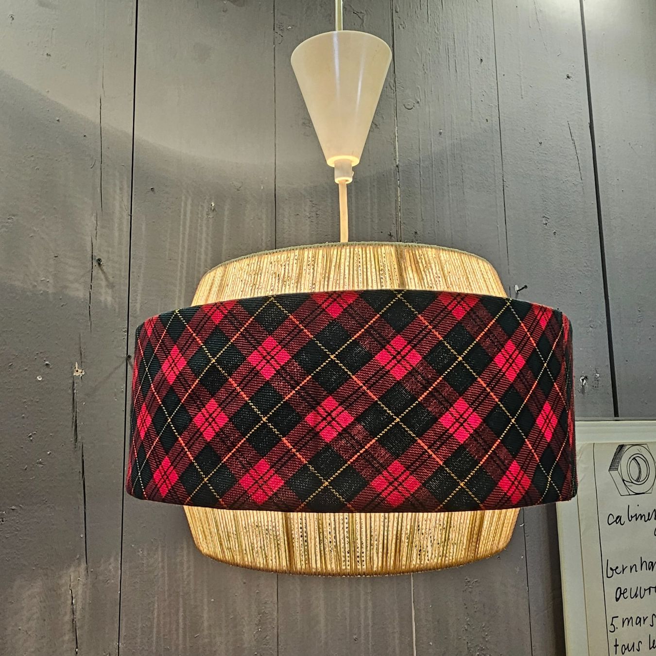 Kronleuchter & Deckenlampen: 1970 Ceiling Lamp. Hängelampe Deckenlampe Stoffschirm – Gebraucht aus Nottwil von Wondewa-Shop 1