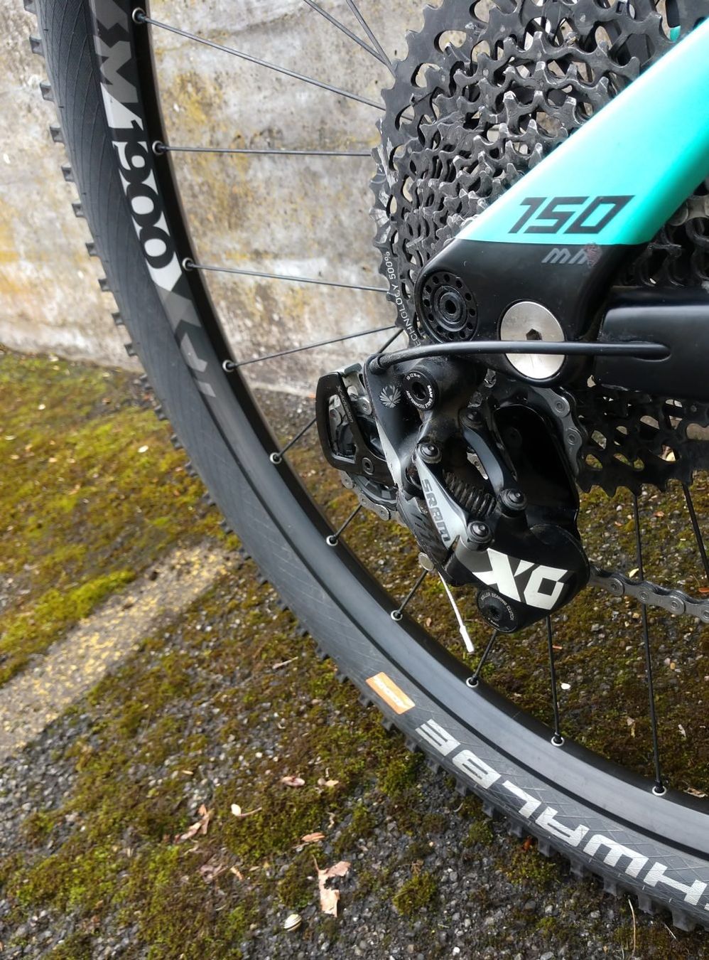 KTM Biciclette: KTM Prowler Master M Enduro Carbon E-MTB Bafang 1000W EBike – Usato da Kilchberg venduto da Iniminishort 2