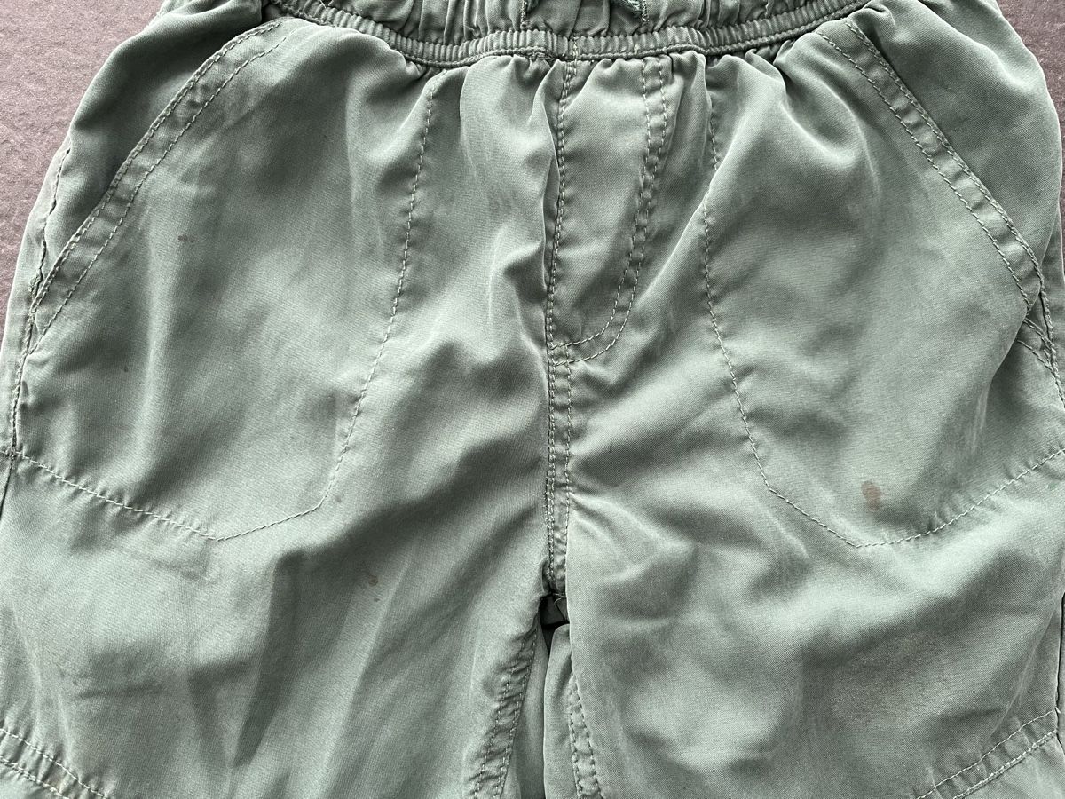 Kleiderpakete & -sets: 2 gefütterte Stoffhosen Gr. 128 – Gebraucht aus Rottenschwil von gle81 4