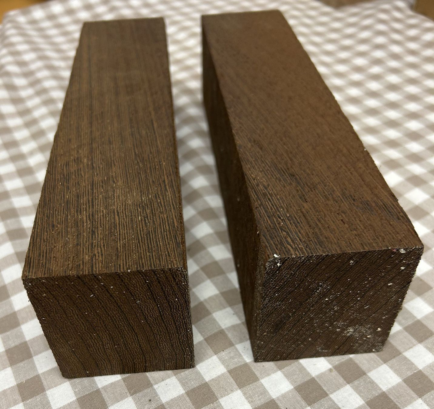 Articoli in legno: Wengé Kanteln – Usato da Schönenbaumgarten venduto da Maven 1