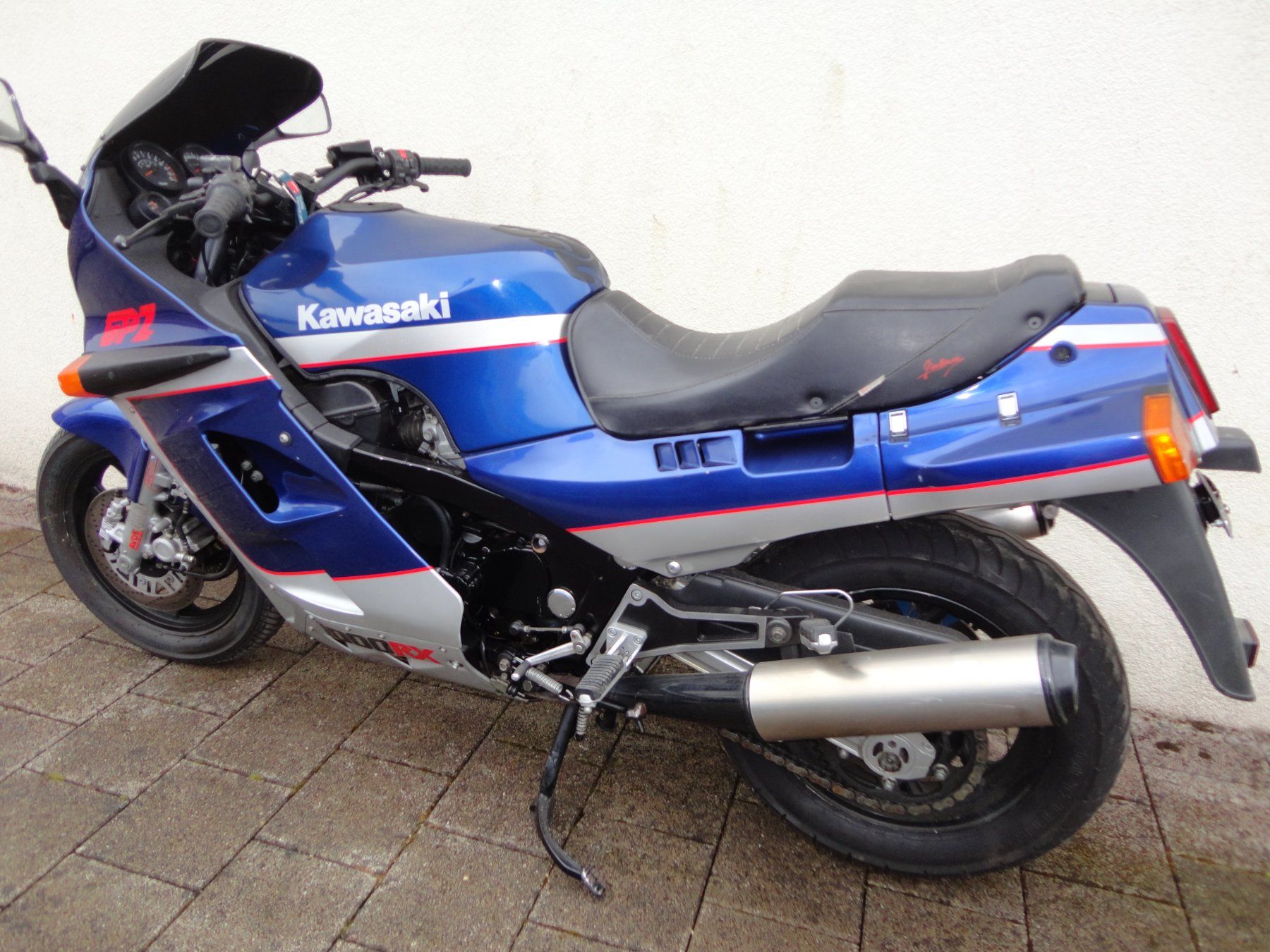 Kawasaki Strasse: Kawasaki GPZ 1000 RX – Gebraucht aus Brittnau von  1