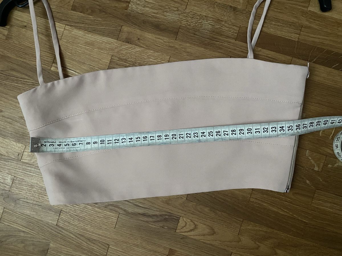 Top: Crop Top Maraveya – Usato da Zürich venduto da sinka 4