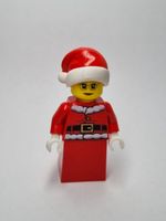 LEGO BAM Late 2022 Mrs. Claus